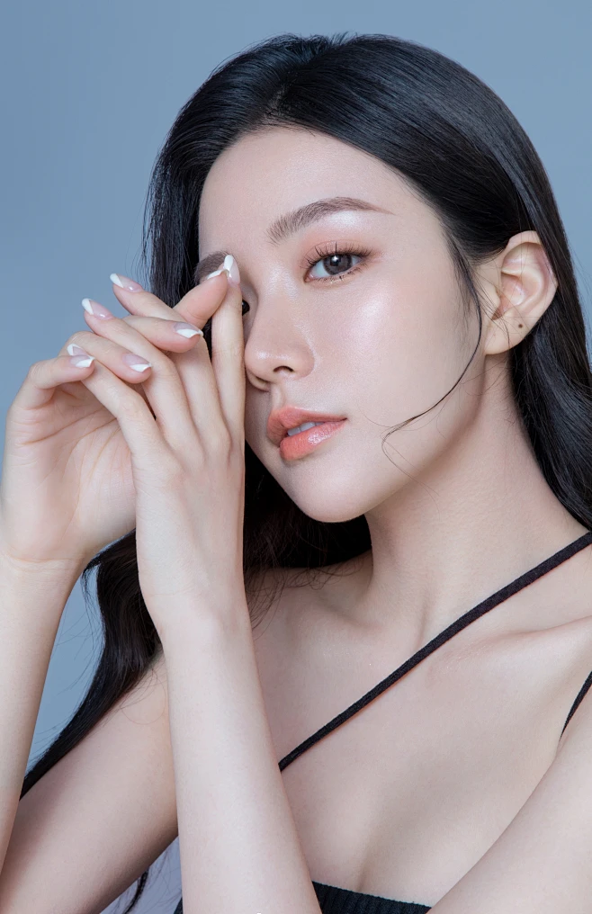 刻画精致眉眼，诠释柔情之美。(图6)