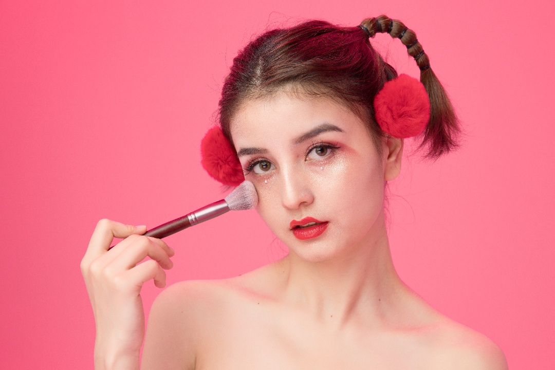 天胜光影定妆 | 寄以东方国色，喻以曼妙倾城(图1)