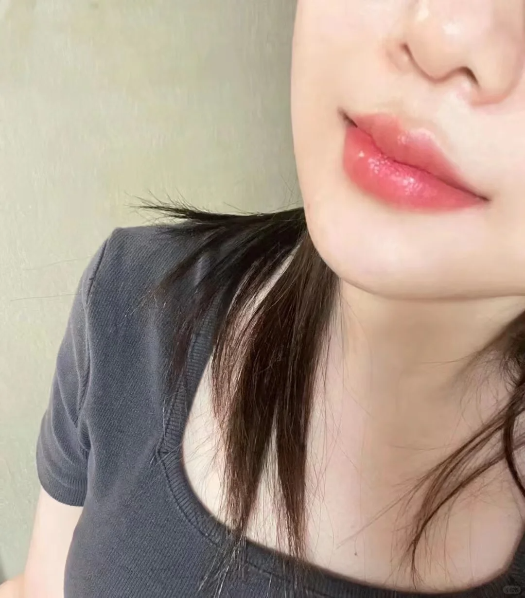 炎炎夏日,你可以不施粉黛,却不能少了一抹红唇!(图5) 微信图片_20240625162913.png