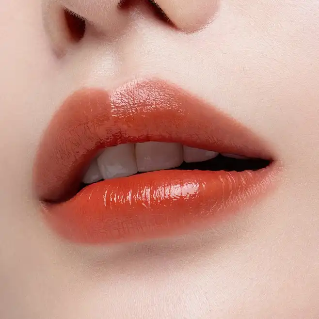 38°+的高温下,光影定妆术让你安心美!(图5) 微信图片_20240711162804.png